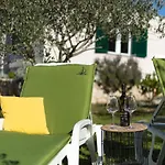 Prázdninový dům Olive Eden Milna (Brac)