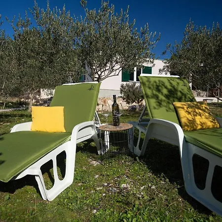 Tatil Evi Olive Eden Milna (Brac)