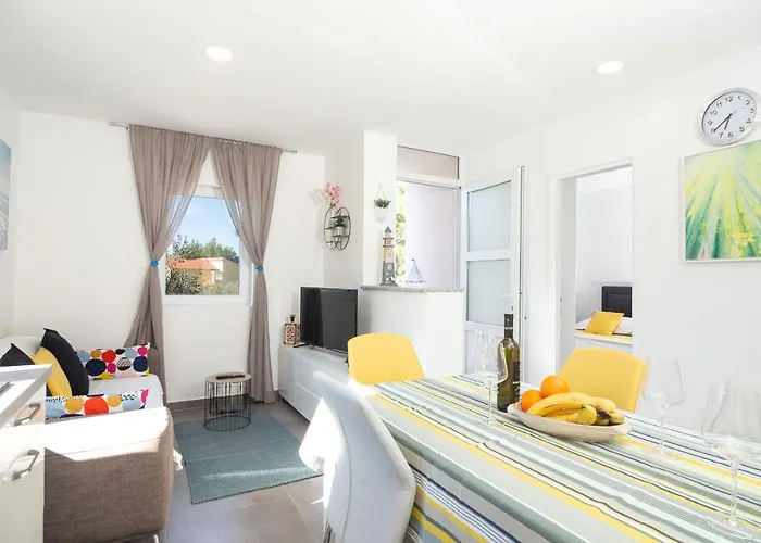 Ferienhaus Olive Eden